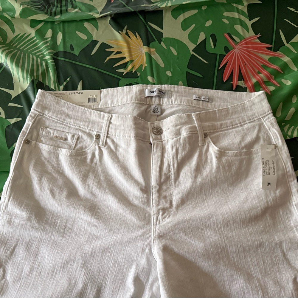 New Nine West Jeans White Denim Chrystie Capri 16 NWT - Picture 2 of 7